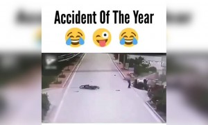 ಆಕ್ಸಿಡೆಂಟ್ ಆ ದಿ ಇಯರ್ .....