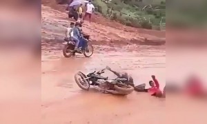 ಬಿದ್ದು ಬಿದ್ದು ನಗ್ತೀರಾ ...!!!
