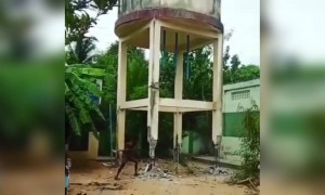 ಇದು ಒಬ್ಬರಿಂದ ಸಾಧ್ಯನಾ ....???