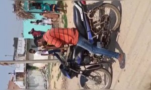 ಕುಡಿದು ಹಾವನ್ನೇ ಕಚ್ಚಿ ಕೊಂದ ಕುಡುಕ .....