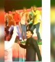 ಅಯ್ಯೋ ಸ್ಟೇಜ್ ಮುರ್ದೋಯ್ತು ....!!