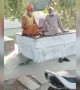 ಹಿಂದೂ ಮುಸ್ಲಿಮರ ಅನೋನ್ಯತೆ ....!!!